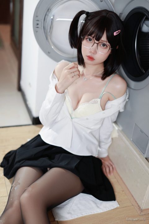 洛桑w伊梓 - 全套20期&随包视频[5.2G-2025.11]-孔雀海|珍藏合集