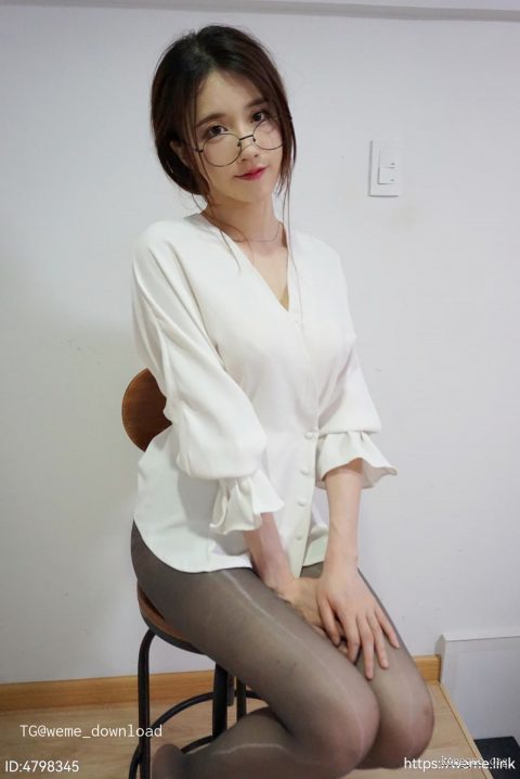 轩子巨二兔(轩子巨2兔) - 微密圈套图&视频[25套-2025.11]-孔雀海|珍藏合集